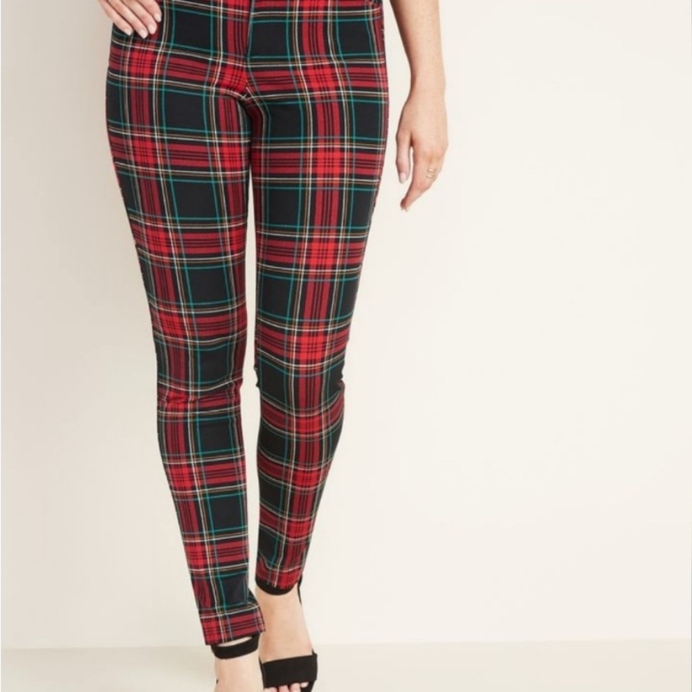 Old Navy Plaid Pixie Pants